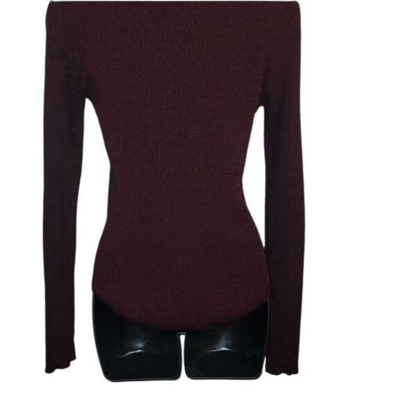 Sweater - Picture 3 of 5